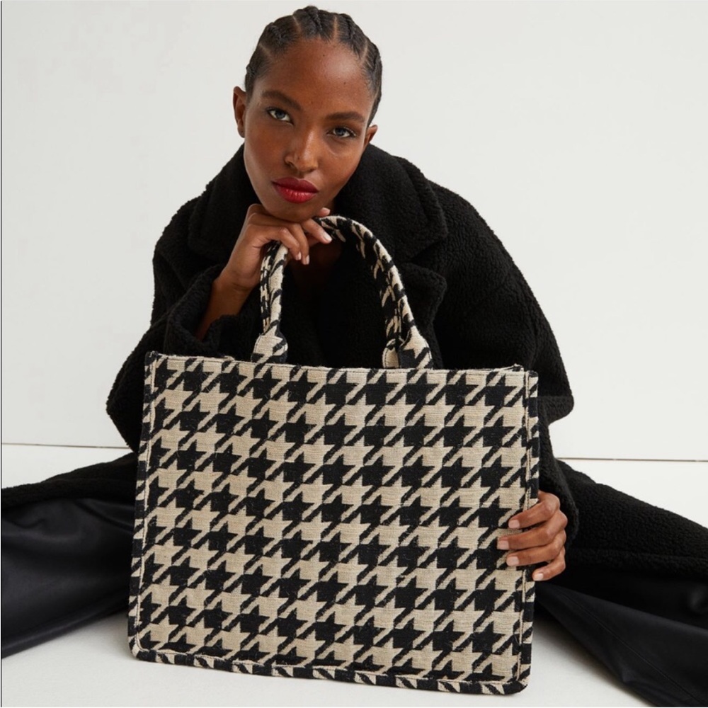 H&M Large Jacquard Bag